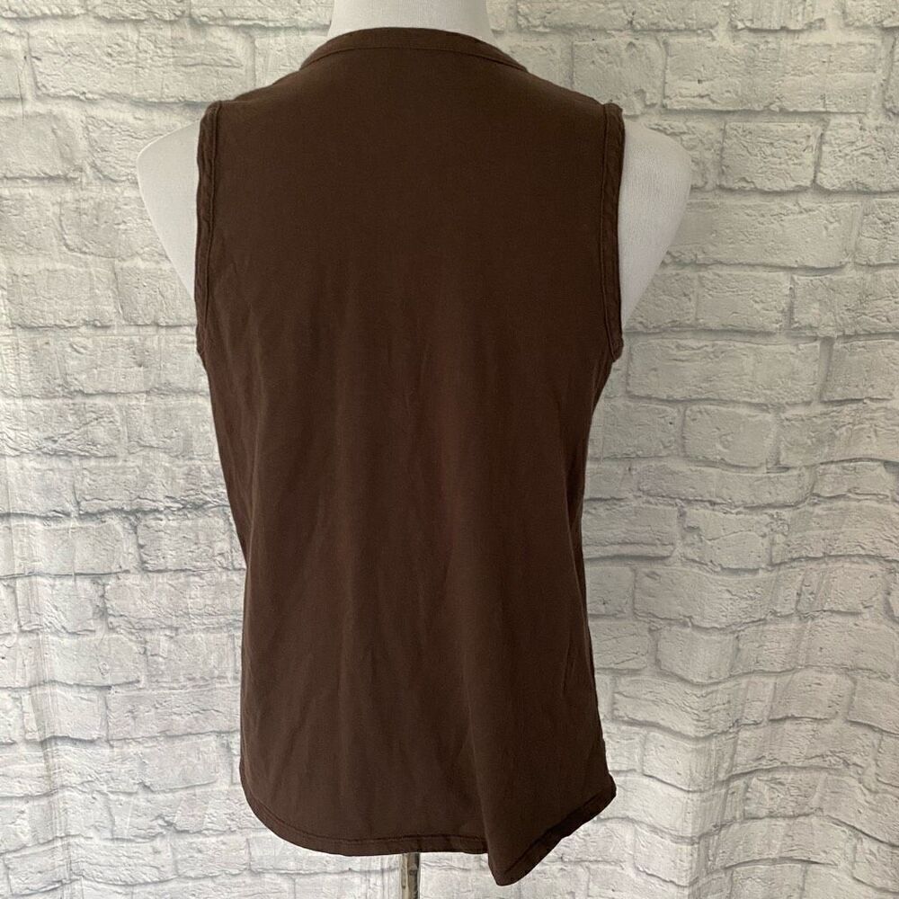 New York & Co women M scoopneck to v-cut pleated tank top brown - Picture 7 of 9